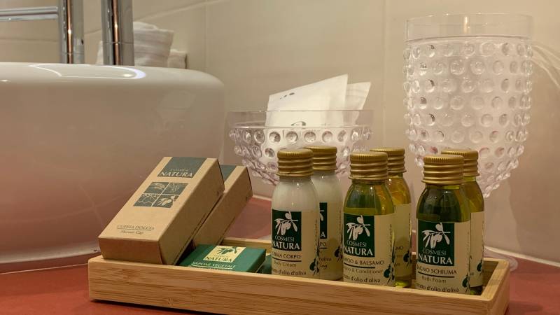 Relais-piazza-del-popolo-badezimmer-suite-junior